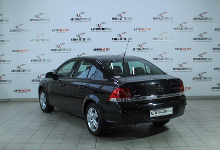 Opel Astra 2013