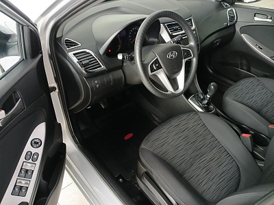 Hyundai Solaris 2014