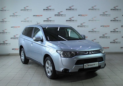 Mitsubishi Outlander 2012