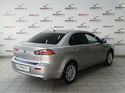 Mitsubishi Lancer 2013