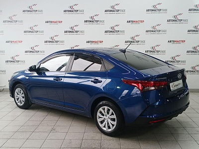 Hyundai Solaris 2022