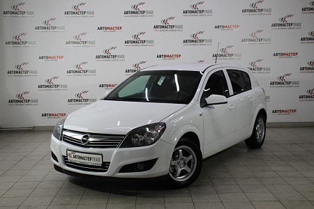 Opel Astra 2010