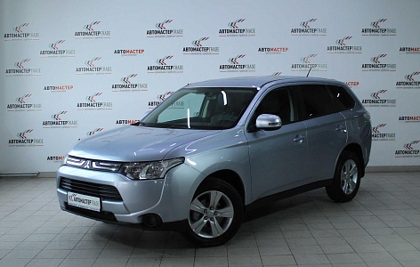 Mitsubishi Outlander 2012