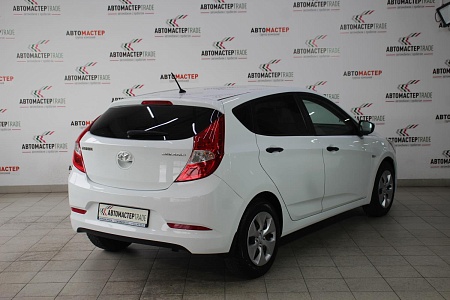 Hyundai Solaris 2015