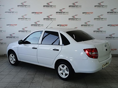 ВАЗ (Lada) Granta 2013