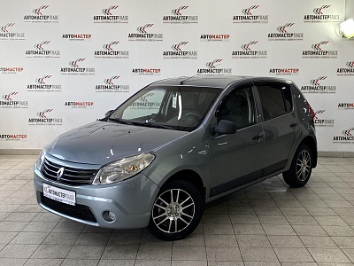 Renault Sandero 2010