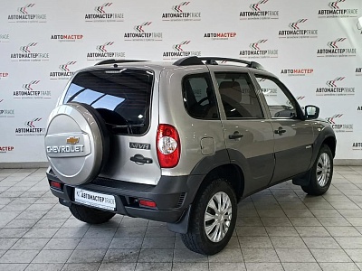 Chevrolet Niva 2014
