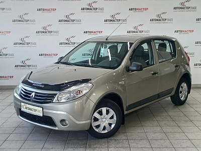Renault Sandero 2011