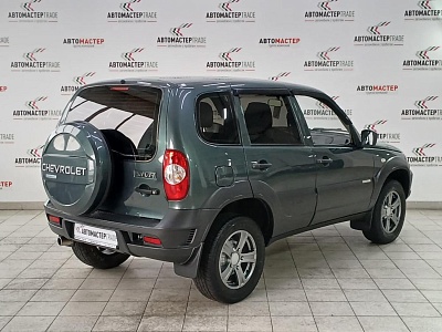 Chevrolet Niva 2013