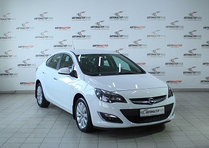 Opel Astra 2013