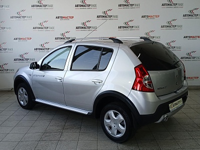 Renault Sandero 2014