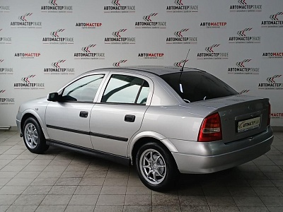 Opel Astra 2003