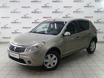 Renault Sandero 2010