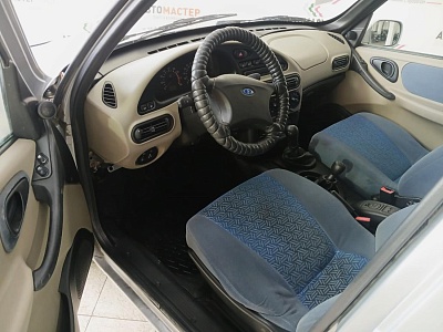 Chevrolet Niva 2005