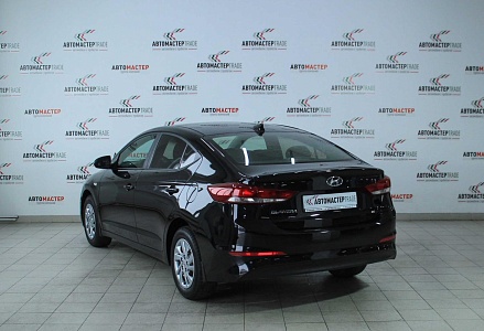 Hyundai Elantra 2017