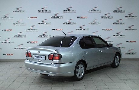 Nissan Primera 1999