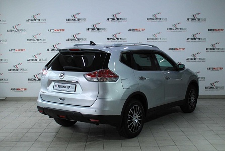 Nissan X-Trail 2015