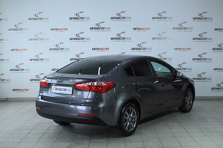 Kia Cerato 2013