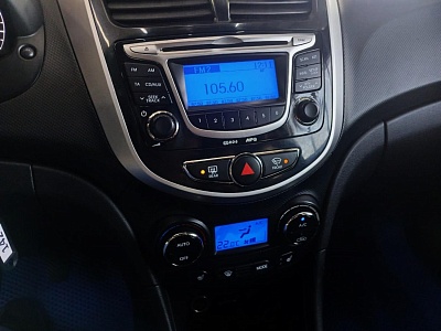 Hyundai Solaris 2011