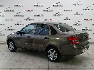 ВАЗ (Lada) Granta 2013